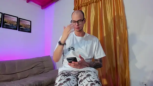 Vlad__night Chat XXX live