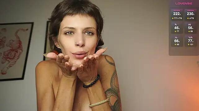 Mariamercada élő XXX-chatje