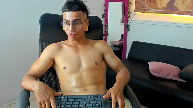 krayno_moore লাইভ XXX চ্যাট