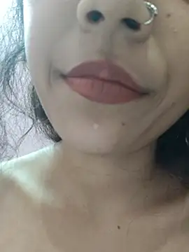 Sexy-Bindu-Pariyar's Live XXX Chat