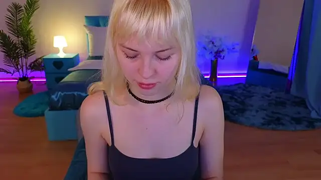 HannahHolliss Live XXX-Chat