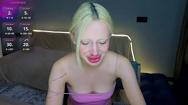 Luna_Beverly Live XXX-chat