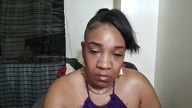Mzpretty444 - SMOKE F & VIBE "OIL ASS''