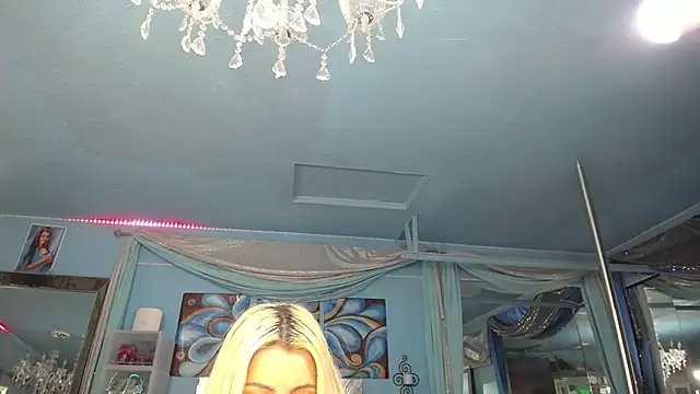 ADRIANNA_FOX's Live XXX Chat