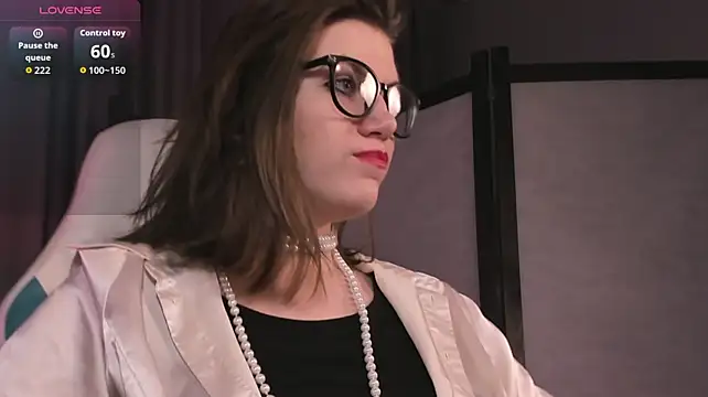 CathyAdams Adlı Modelin Canlı XXX Sohbeti