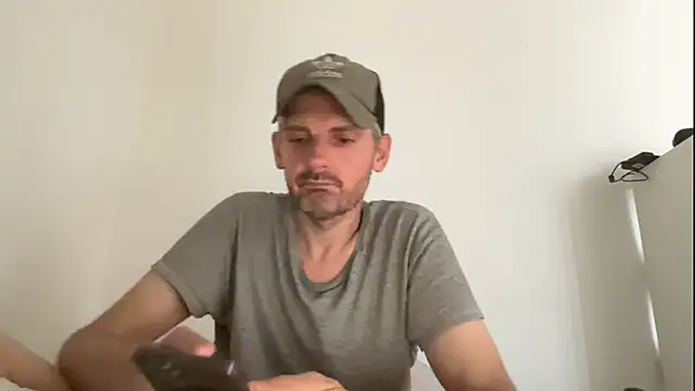 Онлайн чат XXX Freak_poland_85