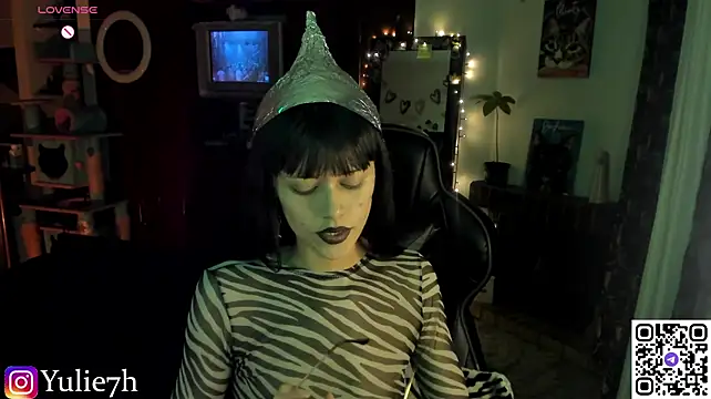 _Jessy_Moon_ - Make me WET | Toy Control x 5min
