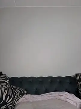 Nancy111 - Make Me cum and squit in my toy