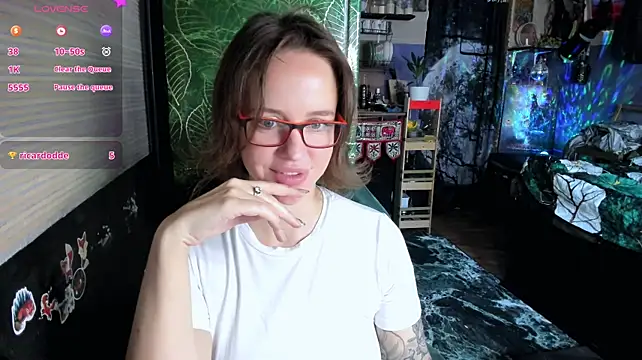 Chat +18 de LisaFoxy_y ao vivo