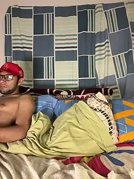 TwoLatinosxxx: απευθείας συνομιλία ΧΧΧ