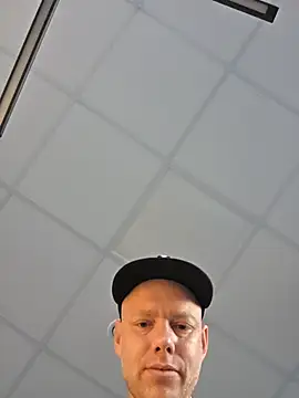 BeYourToy Webcam-Show