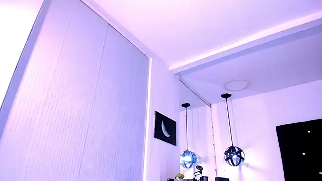 XXX chat uživo modela miss__yissell