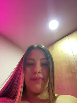 Sexyyykloee - make me horny mmmm