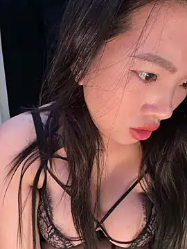Xixiya_x - 全裸大厅直播五分钟