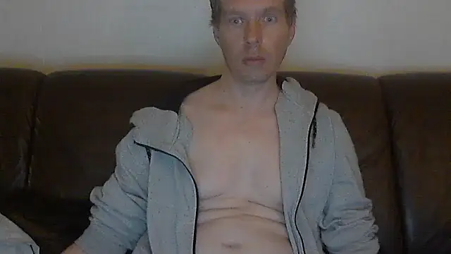 2small4you83 – Naživo XXX chat