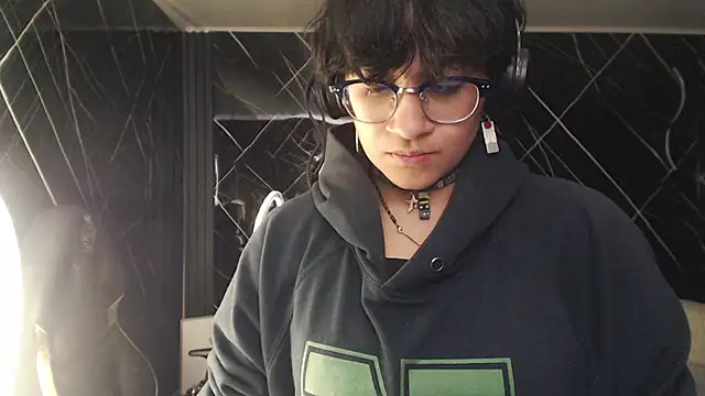 צ'אט XXX בשידור חי של Lili_Gomez_