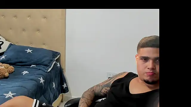 Chat +18 de Latinboyco77 ao vivo