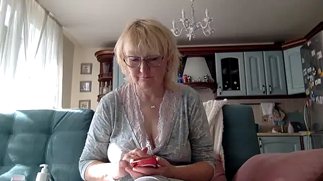 Chat +18 de Zeyona ao vivo