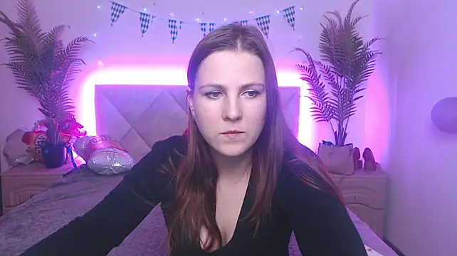 ElizabethGlow Chat XXX live