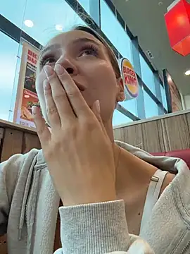 Coconut_milk - Massage ass+little slap in Burger King