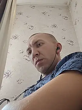 _uncle_Mitya-43_ Chat XXX in diretta