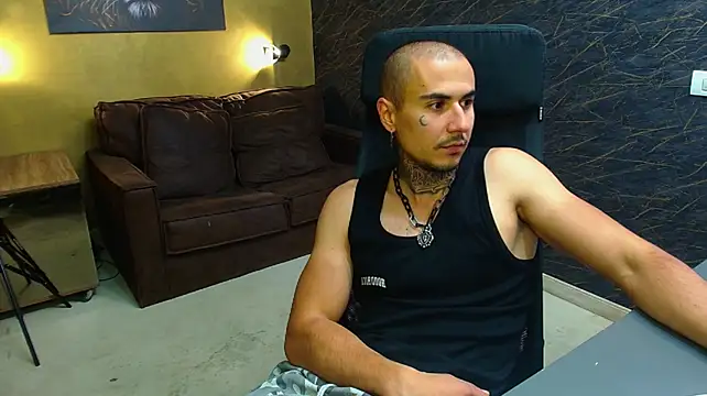 RomeoBodhi Live XXX-Chat