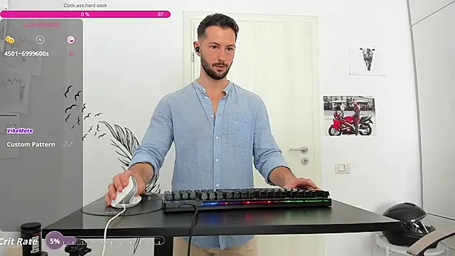 XXX chat uživo modela ZackFraser