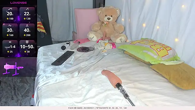 Benjamin_Buster live XXX chat