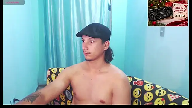MrKingsaintx Adlı Modelin Canlı XXX Sohbeti