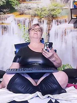 QueenPammy1 Chat XXX live