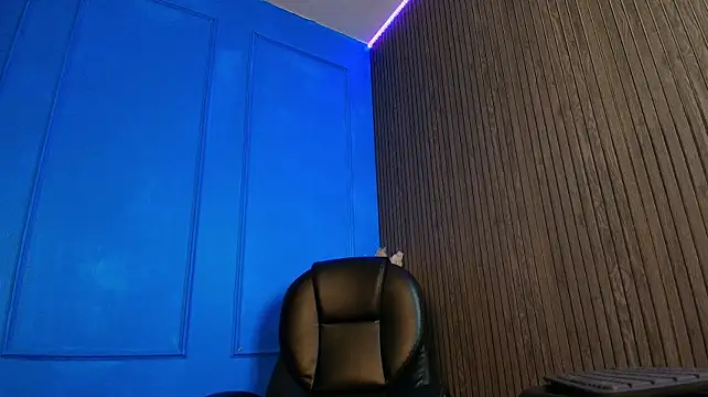 دردشة Nikki_Vesper الجنسية المباشرة