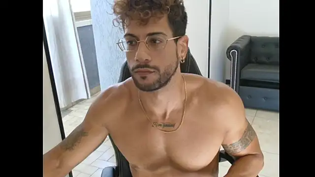 ItalianShadow XXX чат на живо