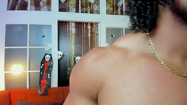 MikeEstevess লাইভ XXX চ্যাট