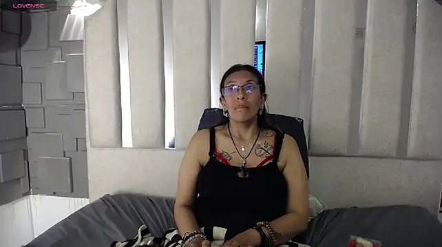 Chat +18 de sami29_ ao vivo