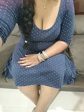 دردشة Chandrakala25 الجنسية المباشرة