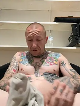 Czat XXX na żywo – NoBoundariesInPrivate