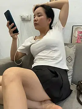 Chat XXX ao vivo de Ivy_Trix2