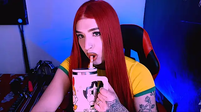 bubble_red's Live XXX Chat