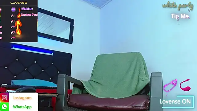 XXX chat uživo modela hotboyluxe