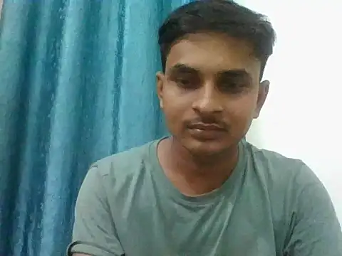 Sumit_LkO Chat XXX in diretta