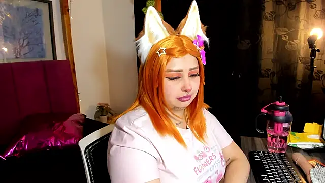 XXX chat uživo modela lussyevans24