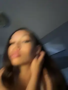 nikkiloveee Chat XXX in diretta