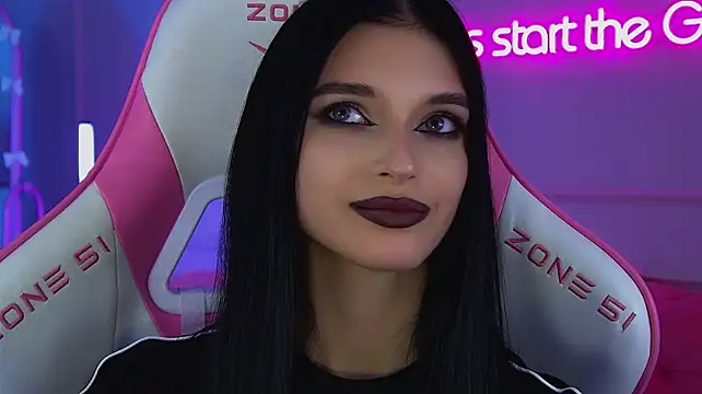 BeverlyMost: вебкам-шоу