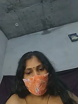Moonlitdeo Adlı Modelin Canlı XXX Sohbeti