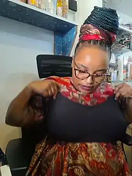 Goddess_of_Hearts Chat XXX live