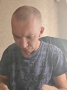 XXX chat uživo modela _uncle_Mitya-43_