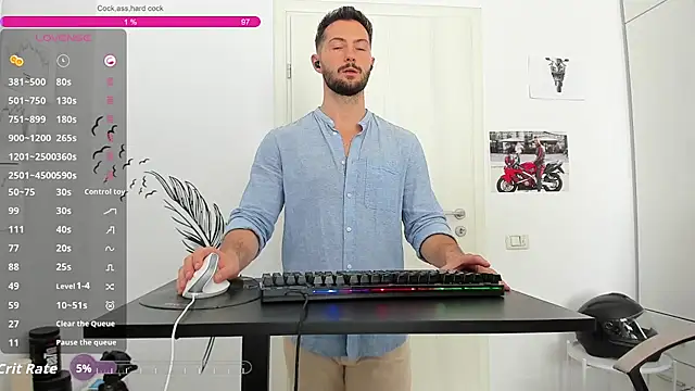 Živý XXX chat ZackFraser