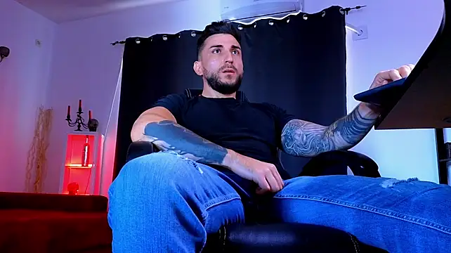 Chat XXX ao vivo de MightyAaron66