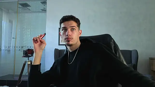 XXX chat uživo modela KaydenDrew