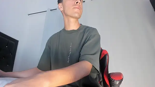MaxLeons Chat XXX live